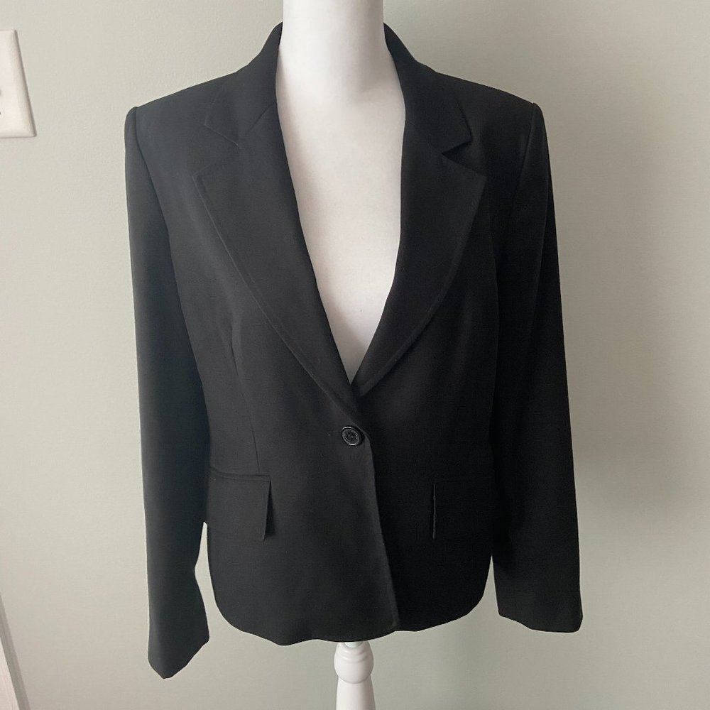 Anne Klein Blazer size 8P